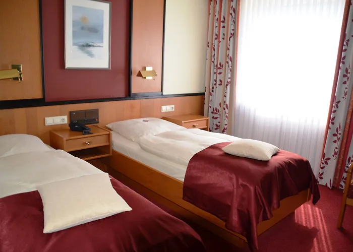 Exquisit